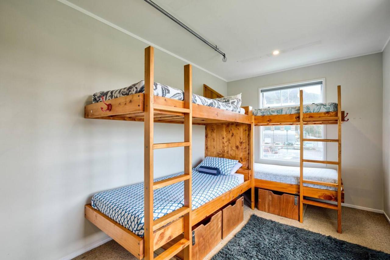 The Dwellington Hostel Kültér fotó
